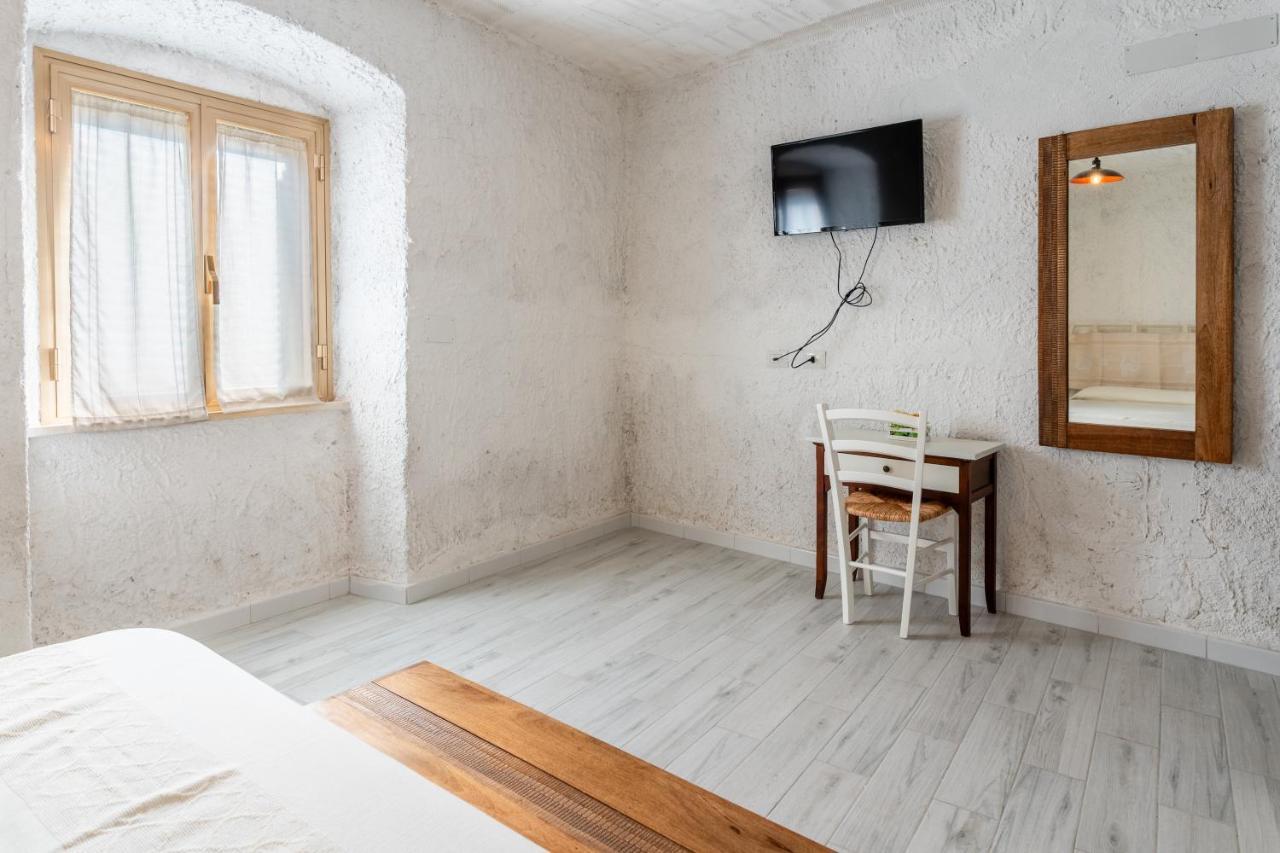 Casa Rocca Apartment Bosa Exterior photo